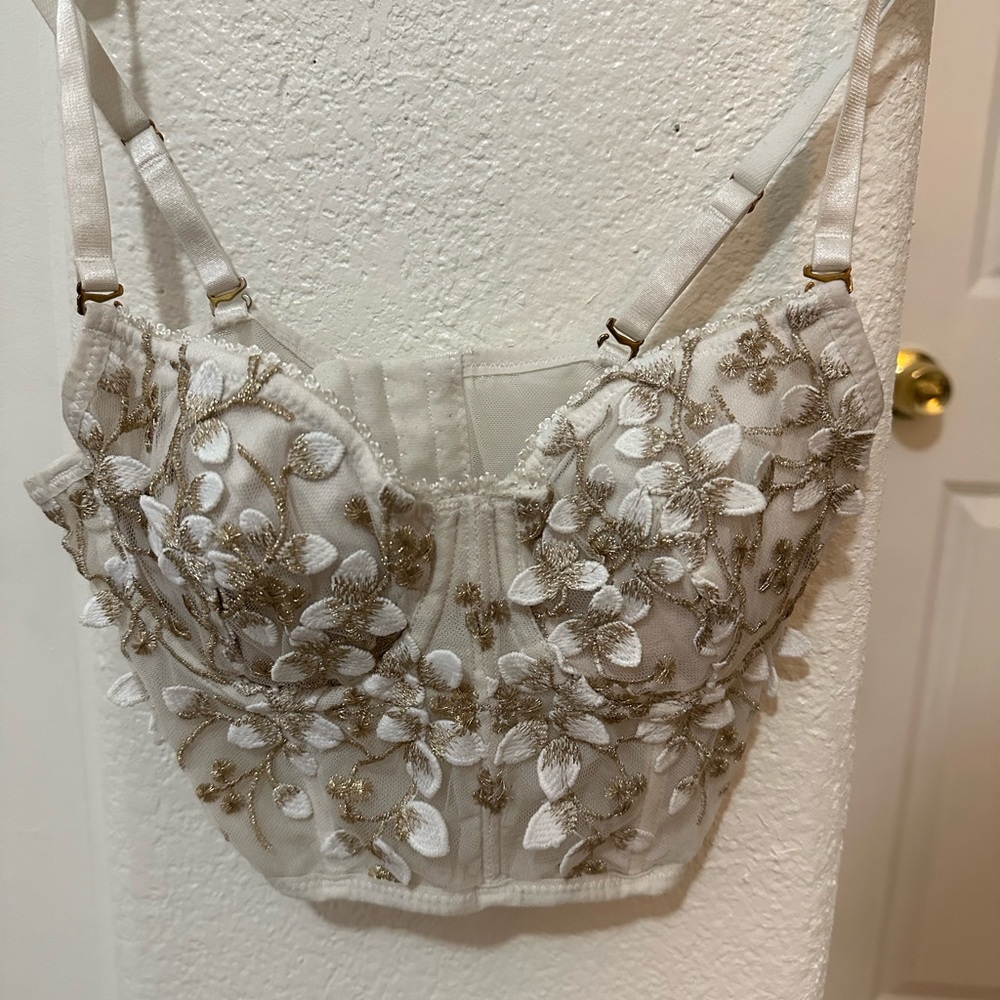 Elegant Cream Floral Embroidered Top